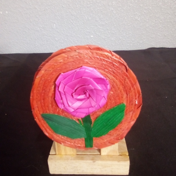 Handcrafted Orange and Green Floral Napkin Holder. ( Box EF ) - Picture 1 of 4